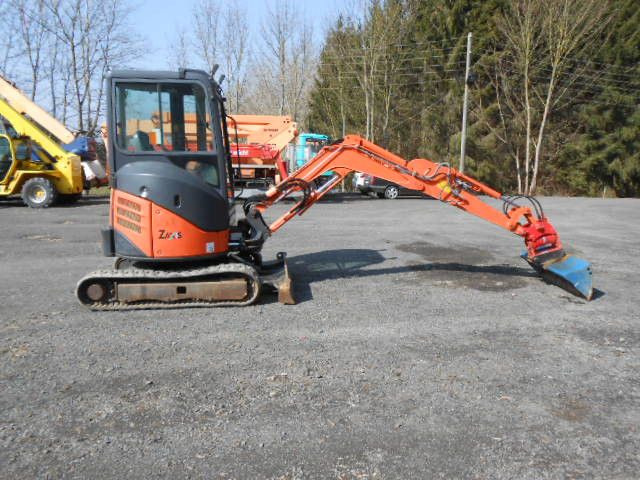 Hitachi ZX22U-2CLR , Powertilt - Mini pelle: photos 5 Hitachi ZX22U-2CLR , Powertilt - Mini pelle: photos 5