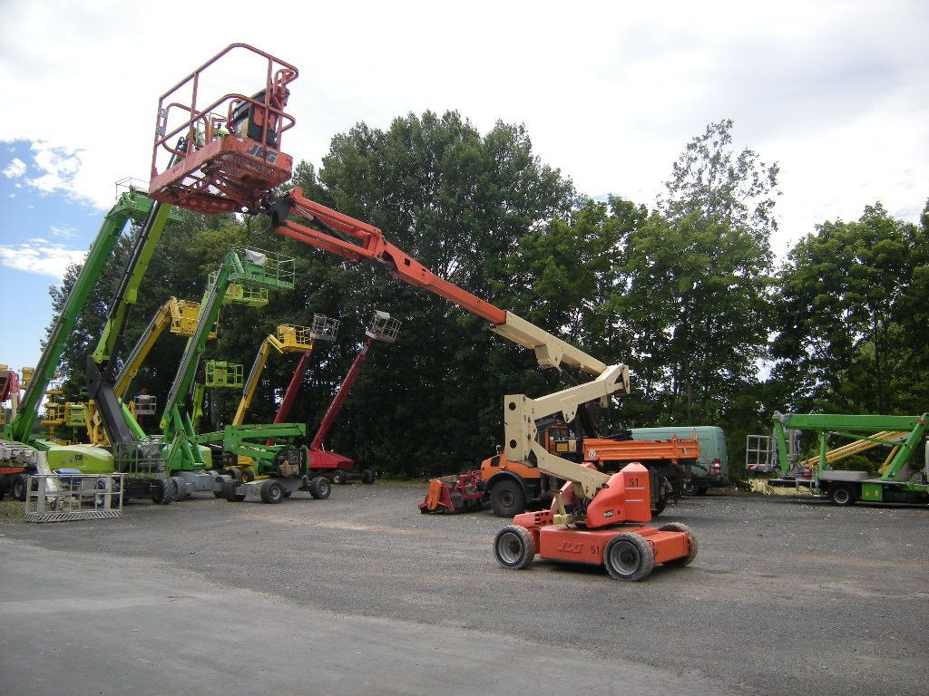 JLG M450 AJ Gelenkteleskoparbeitsbühne 16 m - Camion avec nacelle: photos 4 JLG M450 AJ Gelenkteleskoparbeitsbühne 16 m - Camion avec nacelle: photos 4