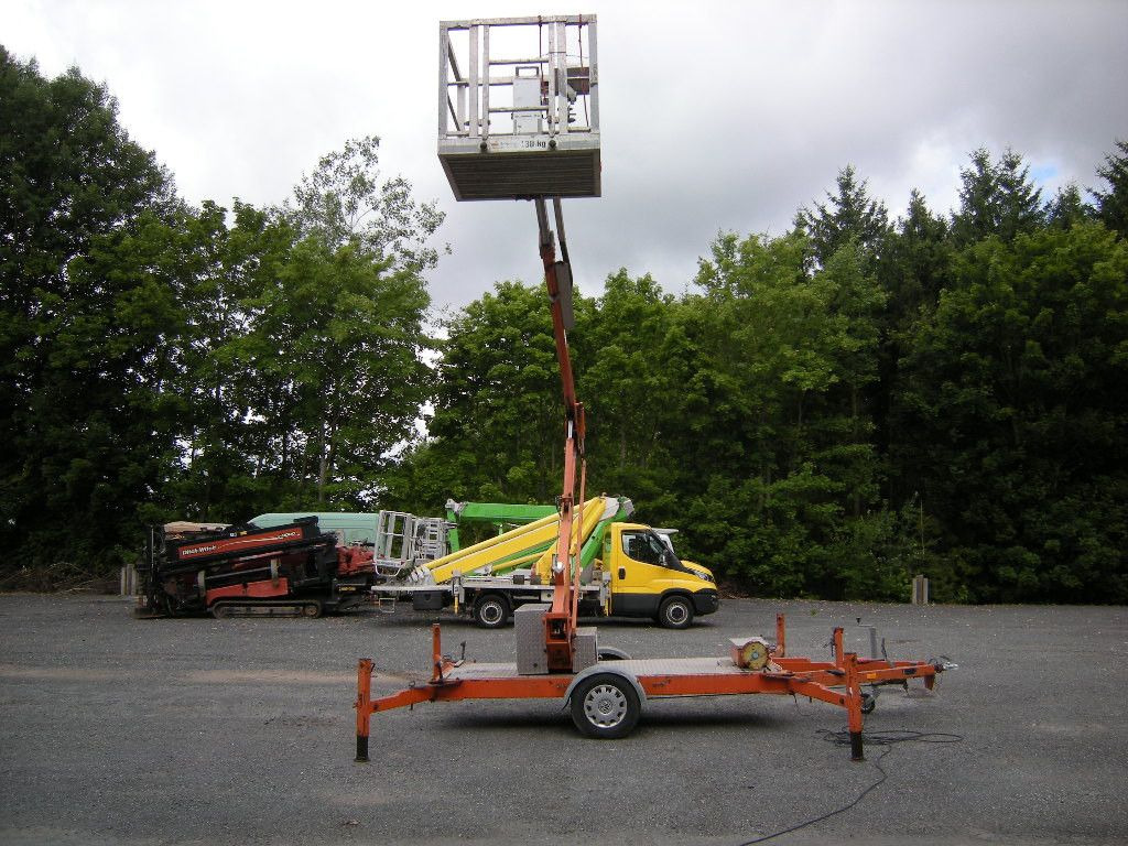 Moog Anhänge Arbeitsbühne, AH 13,5m - Camion avec nacelle: photos 4 Moog Anhänge Arbeitsbühne, AH 13,5m - Camion avec nacelle: photos 4