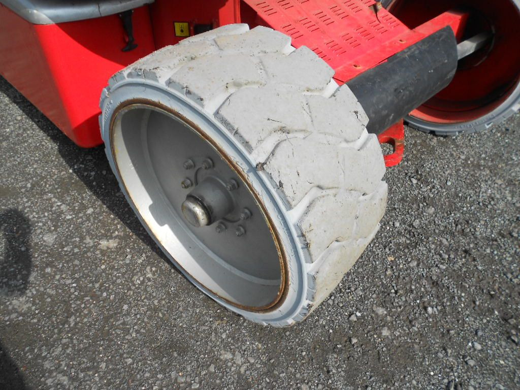 Niftylift Niftylift HR15NDE, Bi Energie 15m - Nacelle articulée: photos 5 Niftylift Niftylift HR15NDE, Bi Energie 15m - Nacelle articulée: photos 5