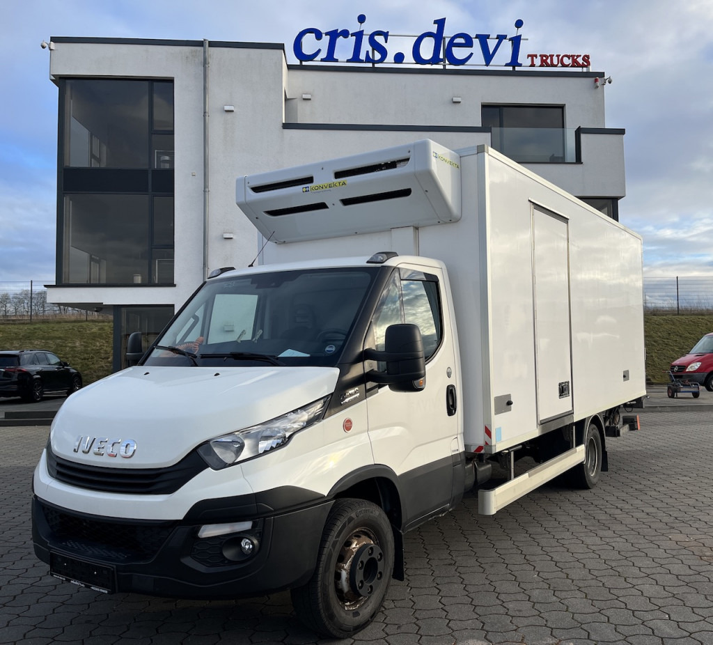 Iveco 70C18 Daily Tiefkühlkoffer mit Ladebordwand - Utilitaire frigorifique: photos 1 Iveco 70C18 Daily Tiefkühlkoffer mit Ladebordwand - Utilitaire frigorifique: photos 1