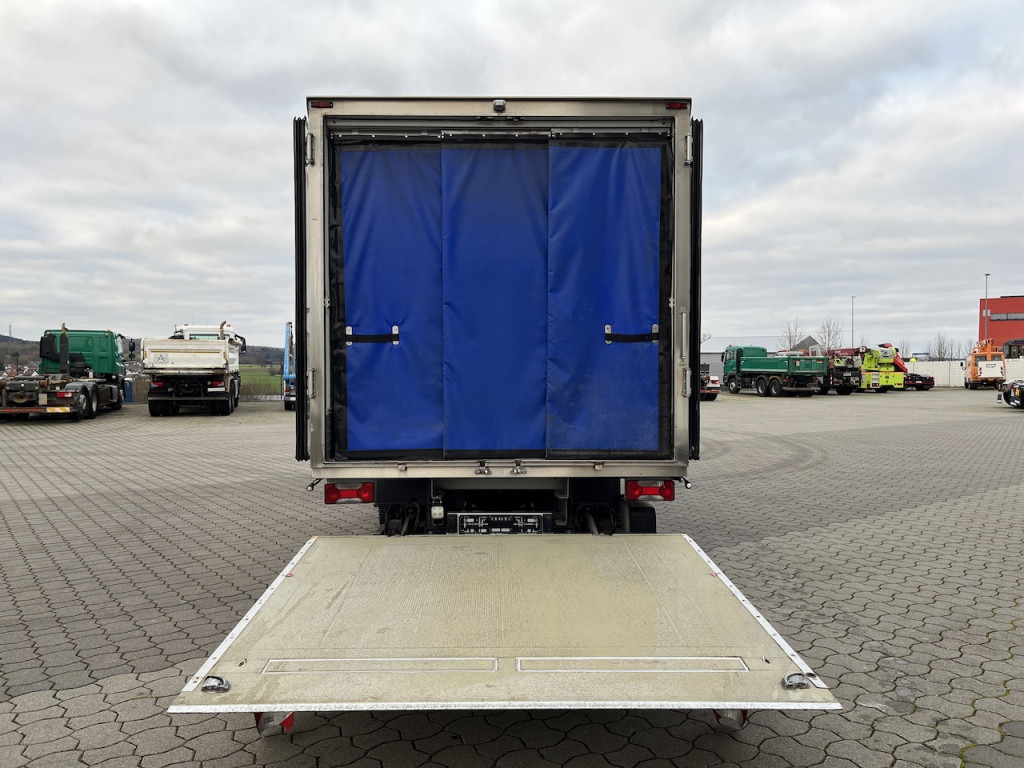 Iveco 70C18 Daily Tiefkühlkoffer mit Ladebordwand - Utilitaire frigorifique: photos 4 Iveco 70C18 Daily Tiefkühlkoffer mit Ladebordwand - Utilitaire frigorifique: photos 4