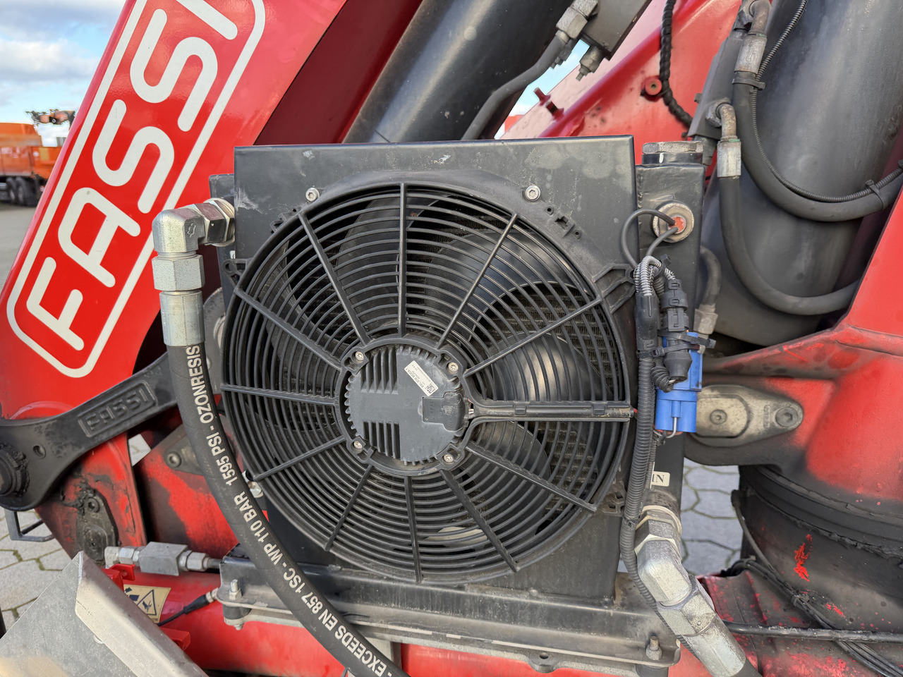 Palfinger FASSI F 235 A.2.23 Kran + Funk - Grue auxiliaire: photos 2 Palfinger FASSI F 235 A.2.23 Kran + Funk - Grue auxiliaire: photos 2