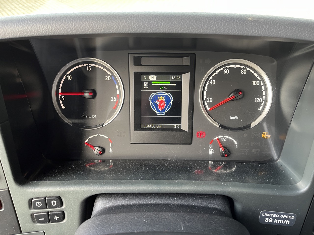 Scania G 490 6x4 Retarder Kipphydraulik - Tracteur routier: photos 2 Scania G 490 6x4 Retarder Kipphydraulik - Tracteur routier: photos 2