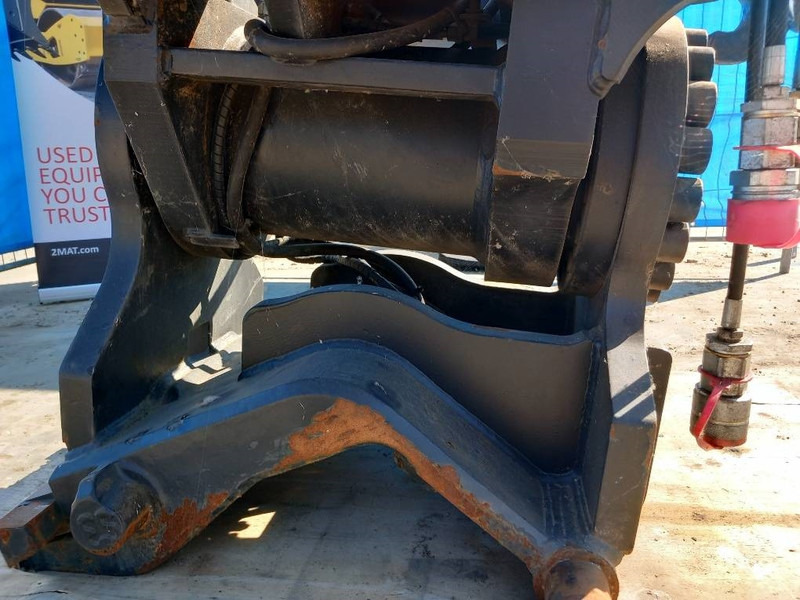 Eurosteel Powertilt 300 - Tiltrotator: photos 4 Eurosteel Powertilt 300 - Tiltrotator: photos 4