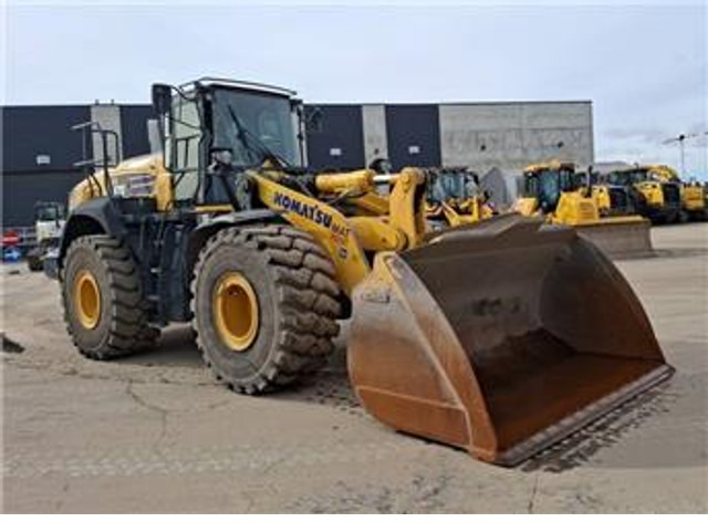 Komatsu WA475-10E0 - Chargeuse sur pneus: photos 1 Komatsu WA475-10E0 - Chargeuse sur pneus: photos 1