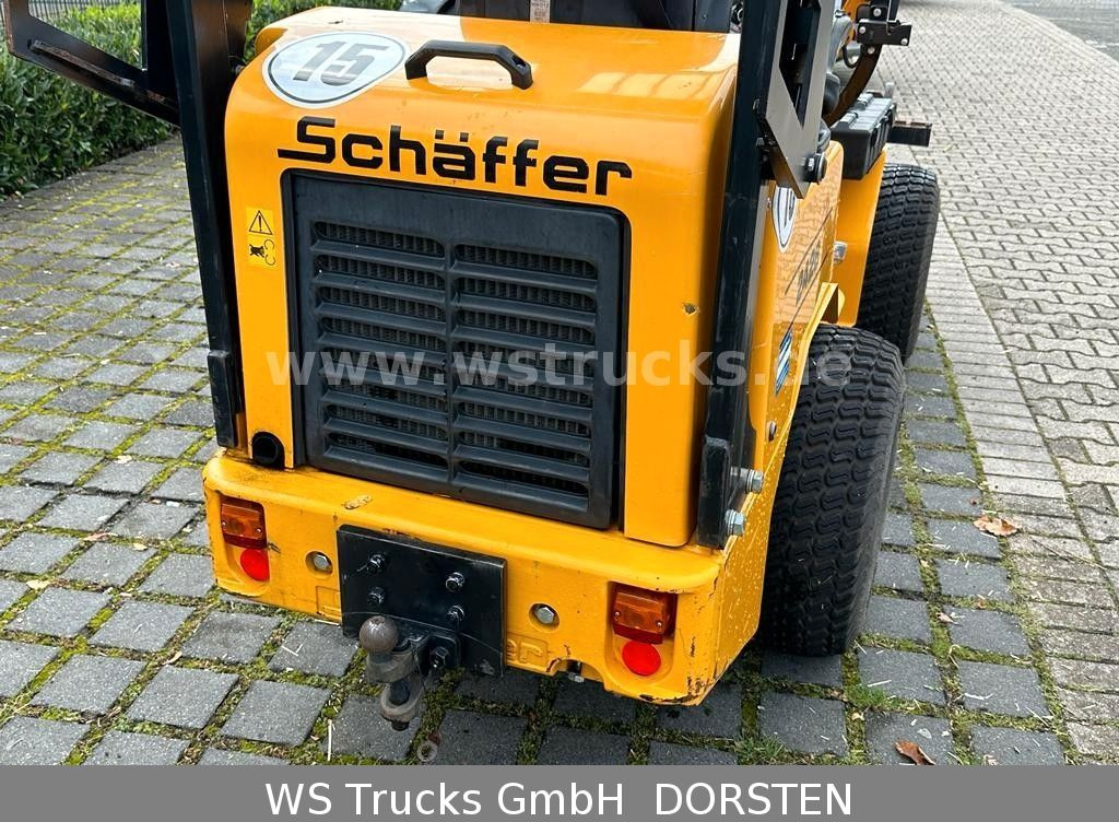 Schäffer 2428 SLT Fahrerschutzkabine , Gabel , Schaufel - Valet de ferme: photos 5 Schäffer 2428 SLT Fahrerschutzkabine , Gabel , Schaufel - Valet de ferme: photos 5