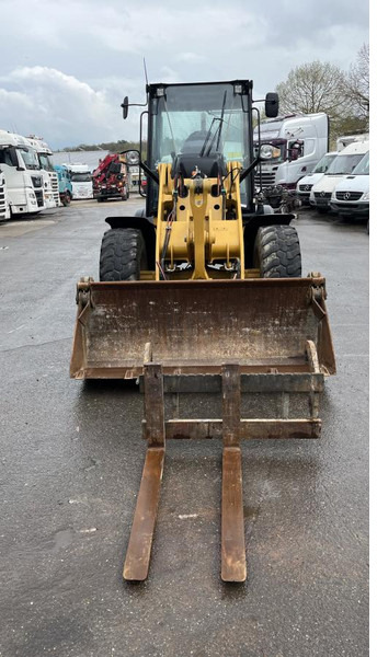 Caterpillar 908 M Klappschaufel+Pal.gabel Schnellwechsl. 908 M 4x4 Klappschaufel+Pal.gabel Schnellwechsl. - Chargeuse sur pneus: photos 4 Caterpillar 908 M Klappschaufel+Pal.gabel Schnellwechsl. 908 M 4x4 Klappschaufel+Pal.gabel Schnellwechsl. - Chargeuse sur pneus: photos 4