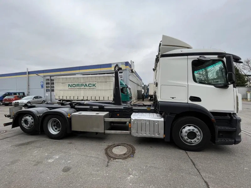 Mercedes-Benz Actros 2643 BL 6x2 Abroller - Camion porte-conteneur/ Caisse mobile: photos 5 Mercedes-Benz Actros 2643 BL 6x2 Abroller - Camion porte-conteneur/ Caisse mobile: photos 5