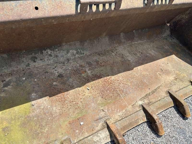 1700mm - Godet pour chargeur: photos 3 1700mm - Godet pour chargeur: photos 3