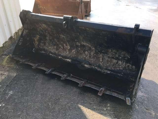 2350mm - Godet pour chargeur: photos 1 2350mm - Godet pour chargeur: photos 1