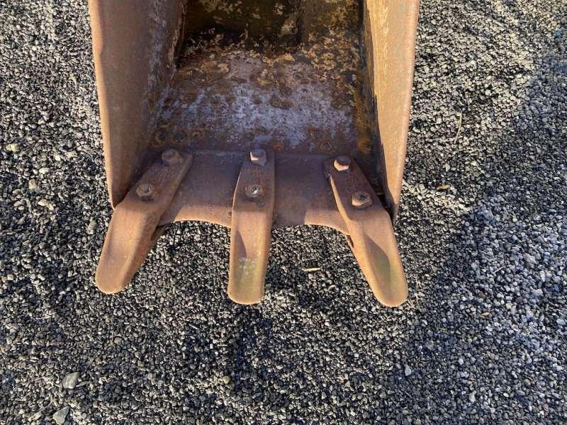 CATERPILLAR 420mm - Godet pour pelle: photos 2 CATERPILLAR 420mm - Godet pour pelle: photos 2