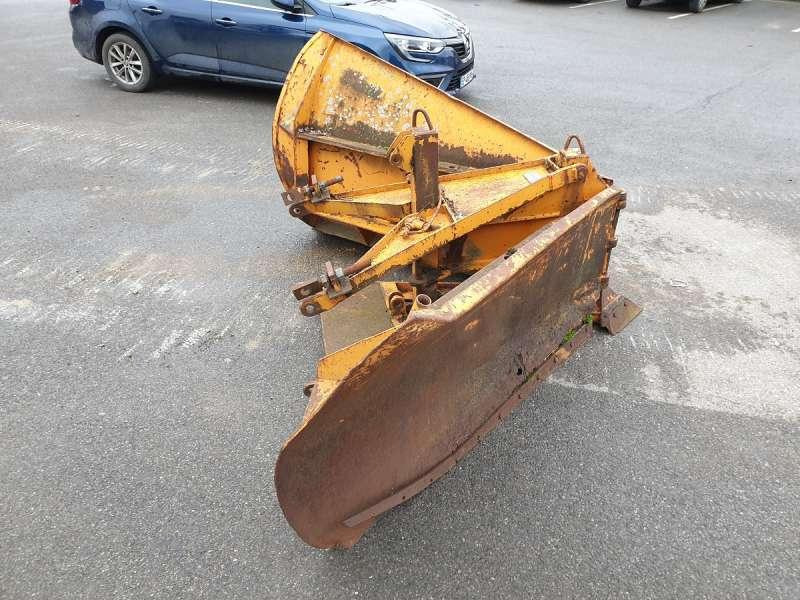 LAME NEIGE PAPILLON - Lame à neige: photos 4 LAME NEIGE PAPILLON - Lame à neige: photos 4