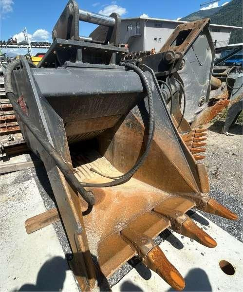 VTN Godet Concasseur VTN FB 250 - Godet pour Engins de chantier: photos 5 VTN Godet Concasseur VTN FB 250 - Godet pour Engins de chantier: photos 5