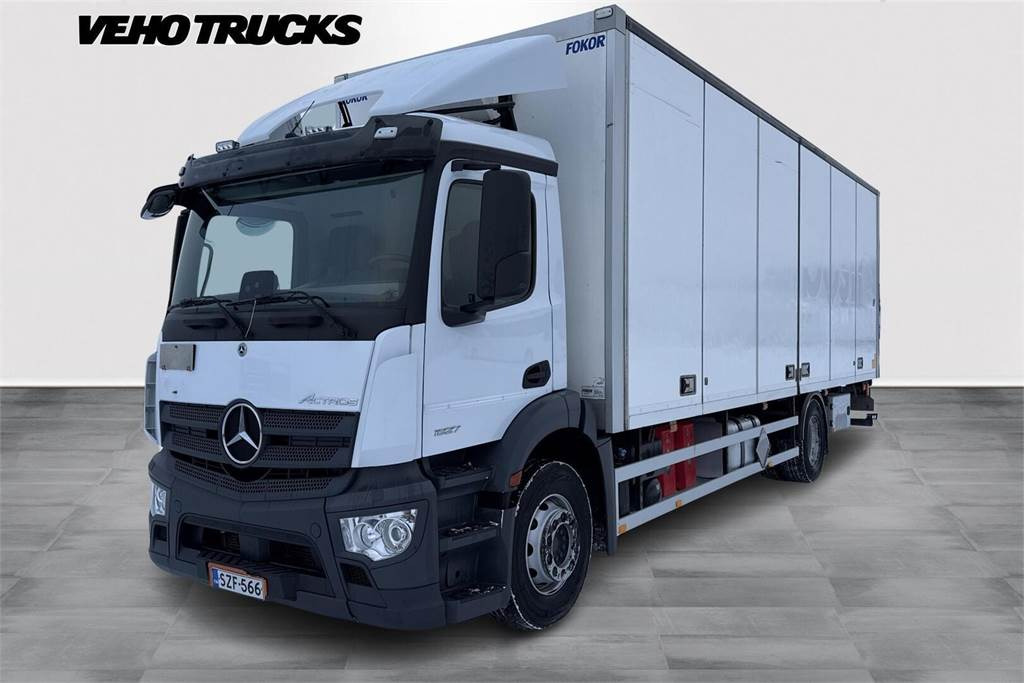 Mercedes-Benz ACTROS 1827 5 SM KSA-kori + PL - Camion fourgon: photos 1 Mercedes-Benz ACTROS 1827 5 SM KSA-kori + PL - Camion fourgon: photos 1