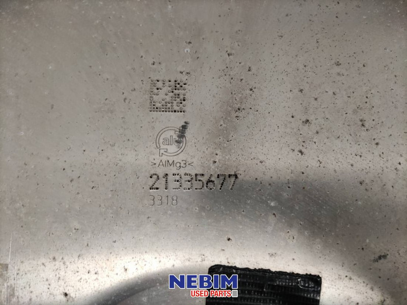 Volvo Volvo - 21335677 - Brandstoftank 480L 120x70x71cm - Pièces de rechange pour Camion: photos 3 Volvo Volvo - 21335677 - Brandstoftank 480L 120x70x71cm - Pièces de rechange pour Camion: photos 3