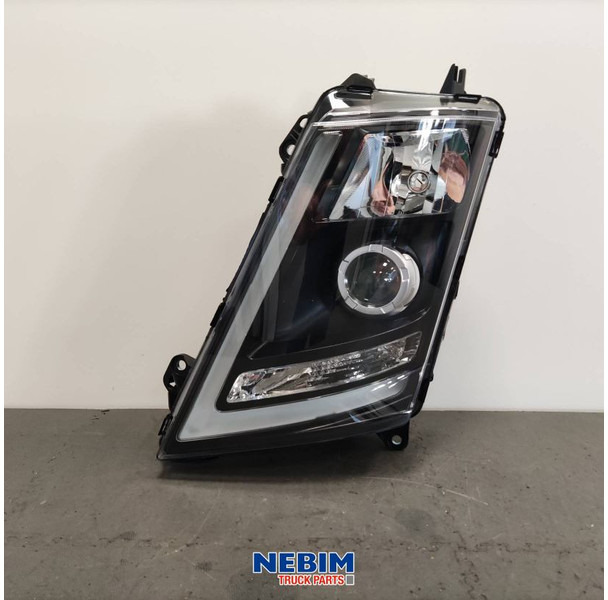 Volvo Volvo - 22239250 - Koplamp links FH16 Bi Xenon - Pièces de rechange pour Camion: photos 2 Volvo Volvo - 22239250 - Koplamp links FH16 Bi Xenon - Pièces de rechange pour Camion: photos 2