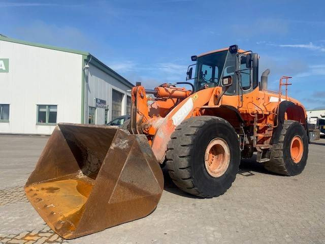 Doosan DL 420 (12005350) - Chargeuse sur pneus: photos 1 Doosan DL 420 (12005350) - Chargeuse sur pneus: photos 1