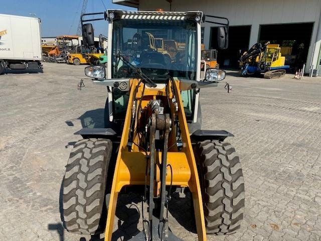Chargeuse sur pneus Liebherr L 504 Compact MIETE / RENTAL (12001791): photos 9