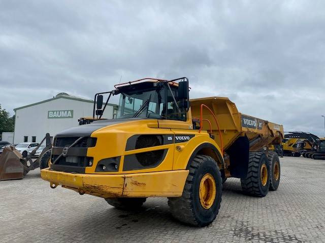 Volvo A 25 G MIETE / RENTAL (12000501) - Tombereau articulé: photos 1 Volvo A 25 G MIETE / RENTAL (12000501) - Tombereau articulé: photos 1