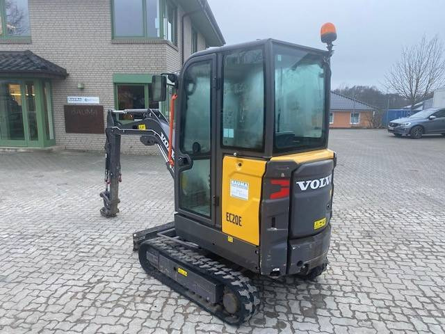 Volvo EC 20 E MIETE / RENTAL (12001805) - Mini pelle: photos 2 Volvo EC 20 E MIETE / RENTAL (12001805) - Mini pelle: photos 2