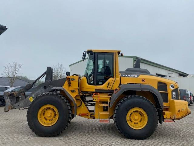 Volvo L 120 H A/C, BSS, ZSA, 3. Kr., SW (12005212) - Chargeuse sur pneus: photos 1 Volvo L 120 H A/C, BSS, ZSA, 3. Kr., SW (12005212) - Chargeuse sur pneus: photos 1