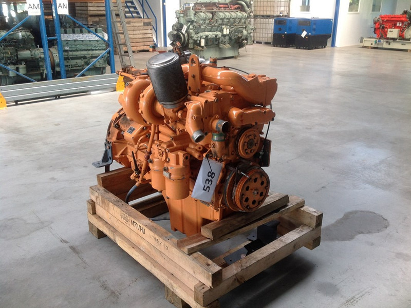 MAN D2866-TE USED - Engins de chantier: photos 3 MAN D2866-TE USED - Engins de chantier: photos 3