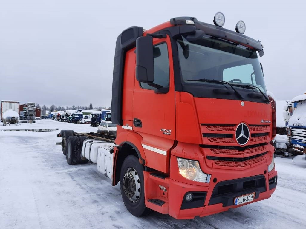 Mercedes-Benz Actros 2545 - Châssis cabine: photos 2 Mercedes-Benz Actros 2545 - Châssis cabine: photos 2