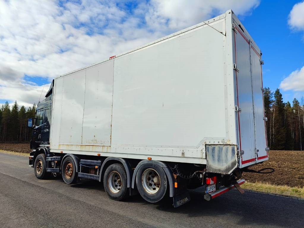 Scania R 500 8x2 4700 - Camion fourgon: photos 3 Scania R 500 8x2 4700 - Camion fourgon: photos 3