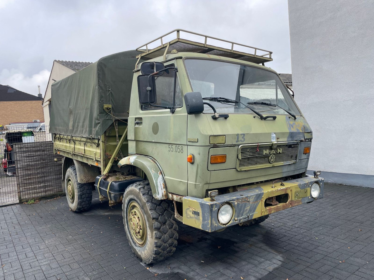 MAN 8.136 4X4 Prische Plane - Utilitaire rideaux coulissants (PLSC): photos 1 MAN 8.136 4X4 Prische Plane - Utilitaire rideaux coulissants (PLSC): photos 1