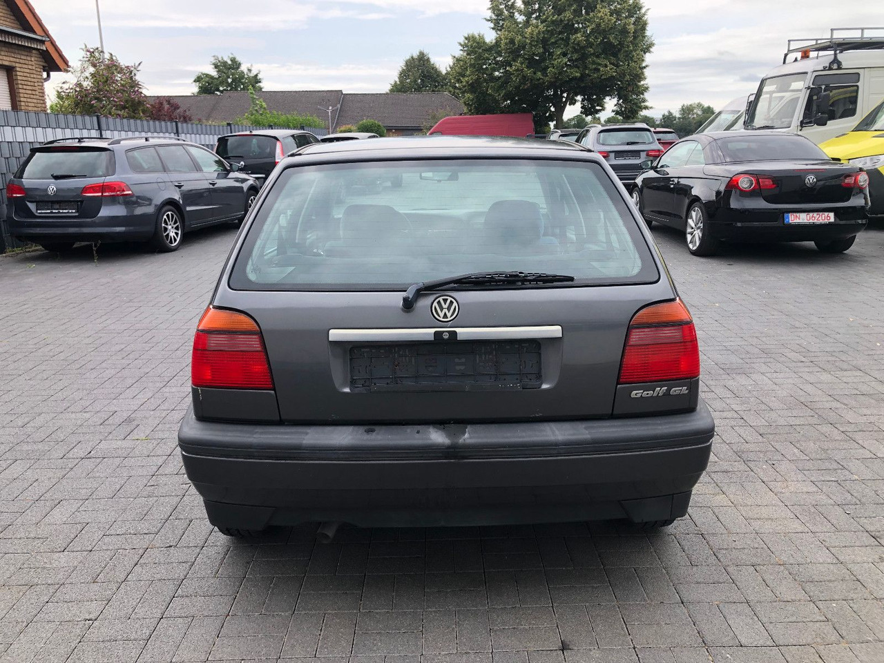 Berline Volkswagen Golf 1.8 GL Klima: photos 7