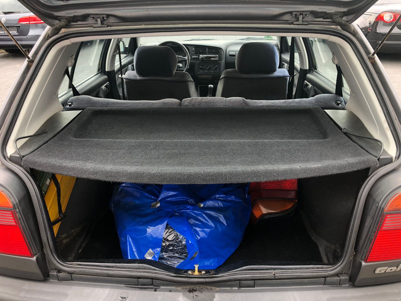 Berline Volkswagen Golf 1.8 GL Klima: photos 19