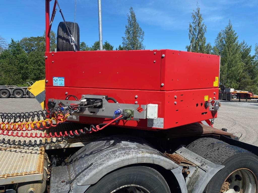 Faymonville Megamax, Mega Z4 - Semi-remorque surbaissé: photos 2 Faymonville Megamax, Mega Z4 - Semi-remorque surbaissé: photos 2