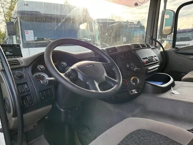 Camion isothermique DAF CF 65.250 COOLING TRUCK WITH CARRIER D/E COOLER (EURO 5 / AS-TRONIC / 2.500 KG. LOADING PLATFORM): photos 8
