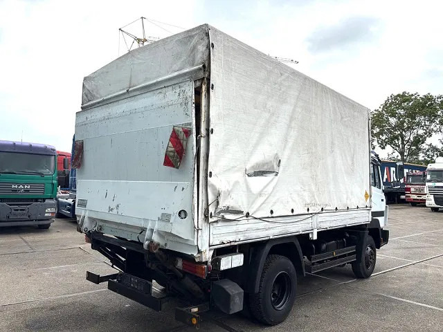 Mercedes-Benz LK 914 (6-CILINDER) WITH TENT BOX (MANUAL GEARBOX / FULL STEEL SUSPENSION / LOADING PLATFORM) - Camion à rideaux coulissants: photos 3 Mercedes-Benz LK 914 (6-CILINDER) WITH TENT BOX (MANUAL GEARBOX / FULL STEEL SUSPENSION / LOADING PLATFORM) - Camion à rideaux coulissants: photos 3