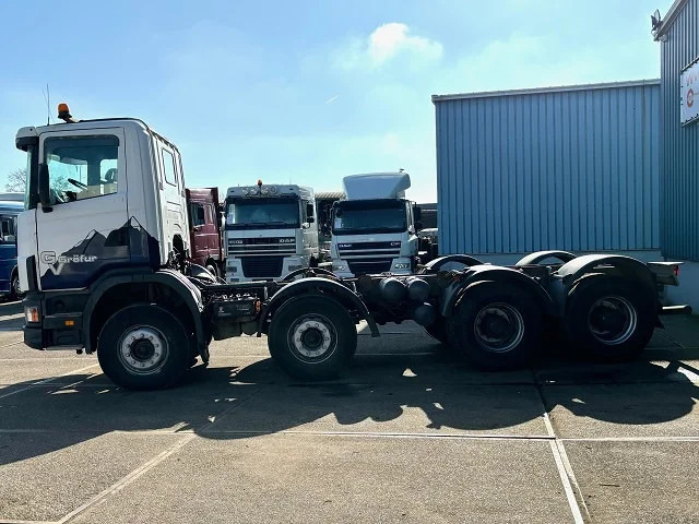 Scania R124-420 C 8x4 FULL STEEL CHASSIS (EURO 3 / FULL STEEL SUSPENSION / REDUCTION AXLES / GRS900 GEARBOX) - Châssis cabine: photos 4 Scania R124-420 C 8x4 FULL STEEL CHASSIS (EURO 3 / FULL STEEL SUSPENSION / REDUCTION AXLES / GRS900 GEARBOX) - Châssis cabine: photos 4