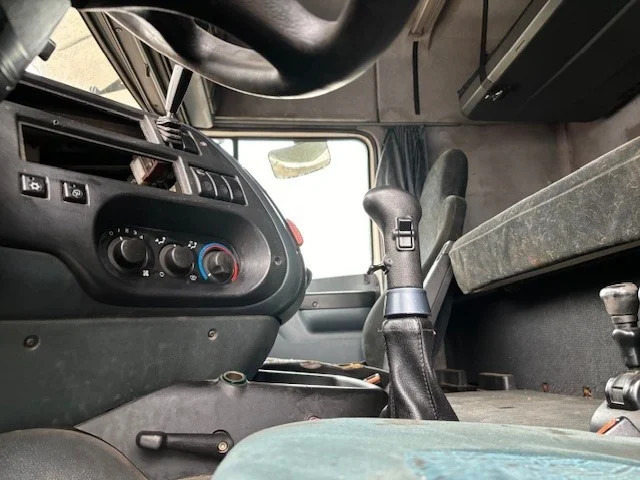 DAF 95.430 XF SPACECAB (EURO 2 / ZF16 MANUAL GEARBOX / ZF-INTARDER / AIRCONDITIONING) — crédit-bail DAF 95.430 XF SPACECAB (EURO 2 / ZF16 MANUAL GEARBOX / ZF-INTARDER / AIRCONDITIONING): photos 7