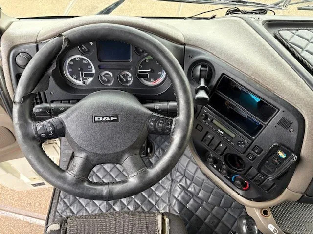 Tracteur routier DAF XF 105.460 ATE SPACECAB (EURO 5 / ZF16 MANUAL GEARBOX / 995+500 LITER DIESELTANK / FRIDGE UNDER BED / ETC.): photos 8