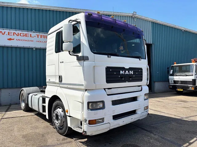 MAN TGA 18.410 BLS XL (6-CILINDERHEADS) (ZF16 MANUAL GEARBOX / ZF-INTARDER / P.T.O.) - Tracteur routier: photos 2 MAN TGA 18.410 BLS XL (6-CILINDERHEADS) (ZF16 MANUAL GEARBOX / ZF-INTARDER / P.T.O.) - Tracteur routier: photos 2