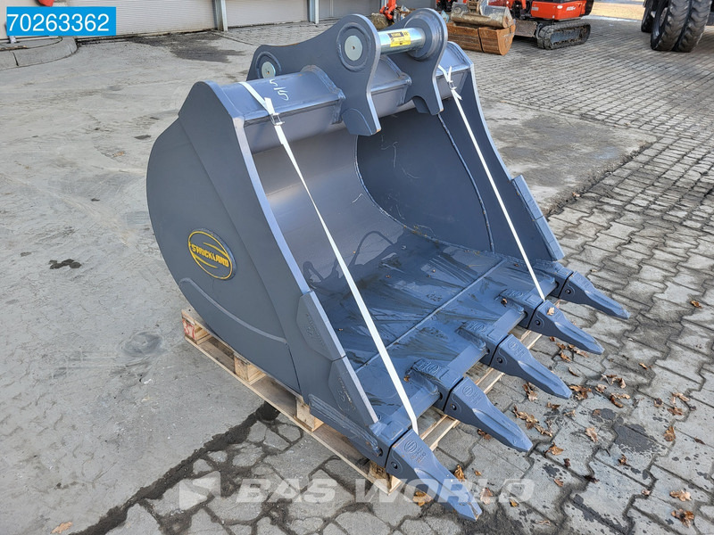 Strickland 13T - Accessoire: photos 2 Strickland 13T - Accessoire: photos 2