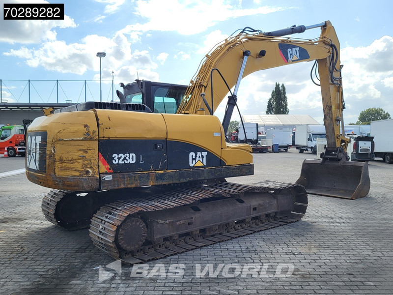 Caterpillar 323 D L - Pelle sur chenille: photos 5 Caterpillar 323 D L - Pelle sur chenille: photos 5