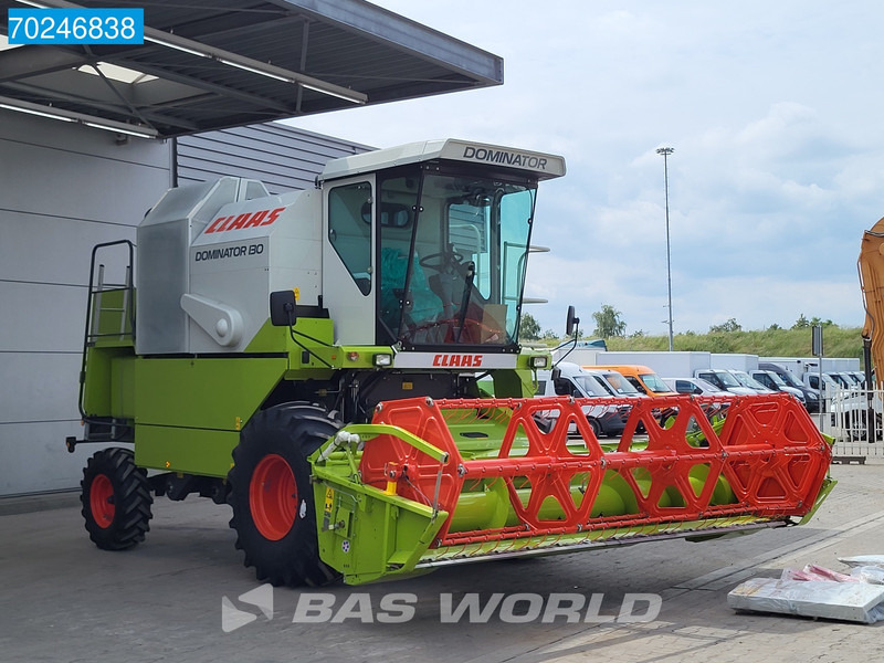 Claas Dominator 130 Dominator 130 4X2 4Mtr HEADER - PERKINS TIER 3 - Moissonneuse-batteuse: photos 5 Claas Dominator 130 Dominator 130 4X2 4Mtr HEADER - PERKINS TIER 3 - Moissonneuse-batteuse: photos 5