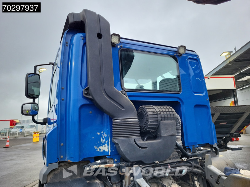 DAF CF 400 6X2 VDL S-21-6200 Hooklift Lift Axle Automatic ACC Euro 6 - Camion ampliroll: photos 3 DAF CF 400 6X2 VDL S-21-6200 Hooklift Lift Axle Automatic ACC Euro 6 - Camion ampliroll: photos 3