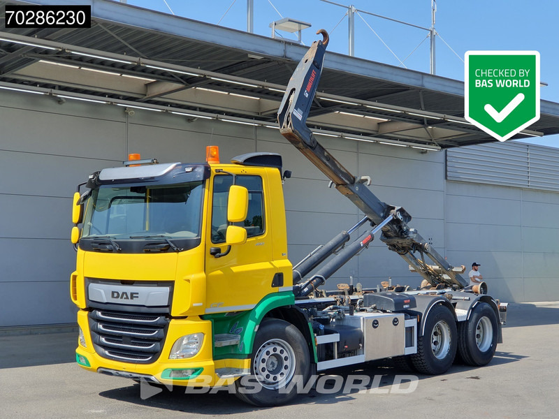 DAF CF 450 CF 6X2 HIAB 20ZL53 Hooklift LiftAxle Automatic 20 Tonnes ACC Euro 6 - Camion ampliroll: photos 1 DAF CF 450 CF 6X2 HIAB 20ZL53 Hooklift LiftAxle Automatic 20 Tonnes ACC Euro 6 - Camion ampliroll: photos 1