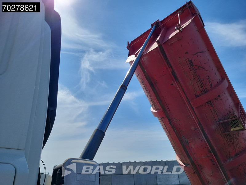 DAF CF85.410 8X4 17m3 tipper Big-Axle Manual Steelsuspension Euro 4 - Camion benne: photos 3 DAF CF85.410 8X4 17m3 tipper Big-Axle Manual Steelsuspension Euro 4 - Camion benne: photos 3