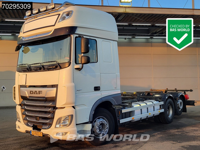 DAF XF 450 XF 6X2 NL-Truck Retarder 2xTanks Lift-axle Standairco ACC Euro 6 - Camion porte-conteneur/ Caisse mobile: photos 1 DAF XF 450 XF 6X2 NL-Truck Retarder 2xTanks Lift-axle Standairco ACC Euro 6 - Camion porte-conteneur/ Caisse mobile: photos 1