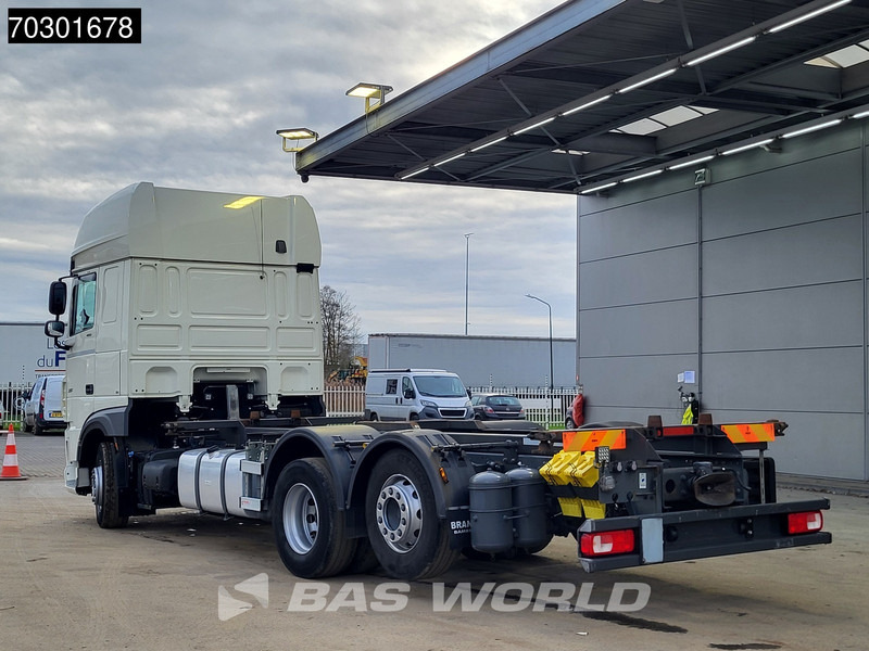 DAF XF 480 6X2 FAN Retarder Lift+Steering Axle Full Air Euro 6 - Camion porte-conteneur/ Caisse mobile: photos 2 DAF XF 480 6X2 FAN Retarder Lift+Steering Axle Full Air Euro 6 - Camion porte-conteneur/ Caisse mobile: photos 2