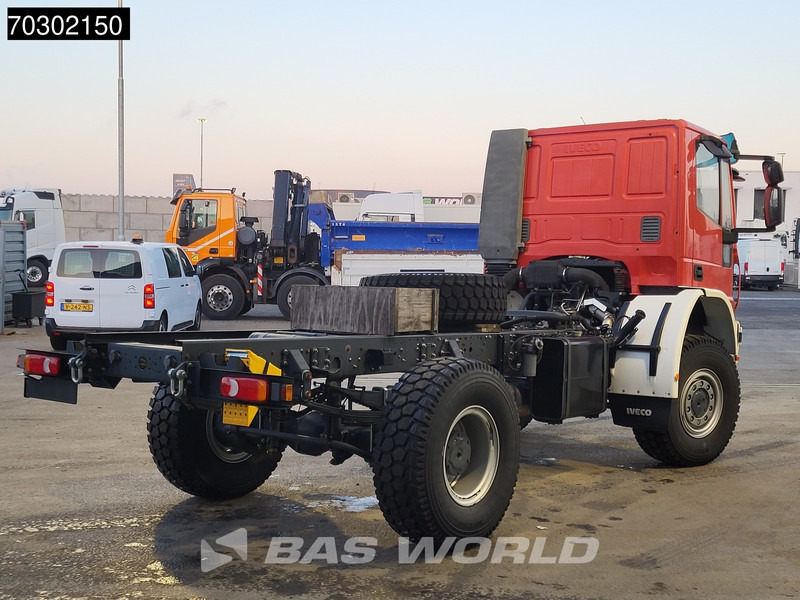 Iveco Eurocargo 150E300 4X4 NEW! 15T chassis 2017 production Euro 5 - Châssis cabine: photos 5 Iveco Eurocargo 150E300 4X4 NEW! 15T chassis 2017 production Euro 5 - Châssis cabine: photos 5
