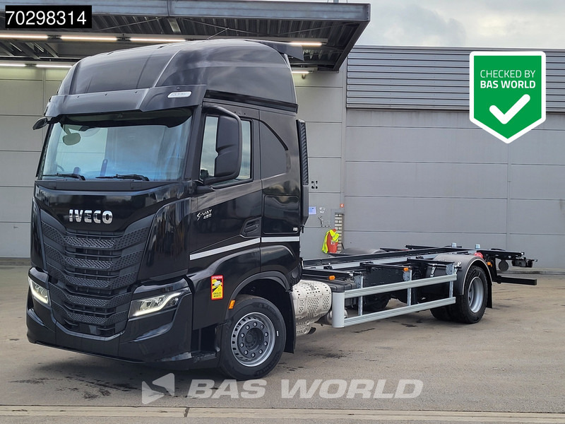 Iveco S-Way 460 4X2 NEW!! BDF Automatic Full air ACC Led Euro 6 - Camion porte-conteneur/ Caisse mobile: photos 1 Iveco S-Way 460 4X2 NEW!! BDF Automatic Full air ACC Led Euro 6 - Camion porte-conteneur/ Caisse mobile: photos 1