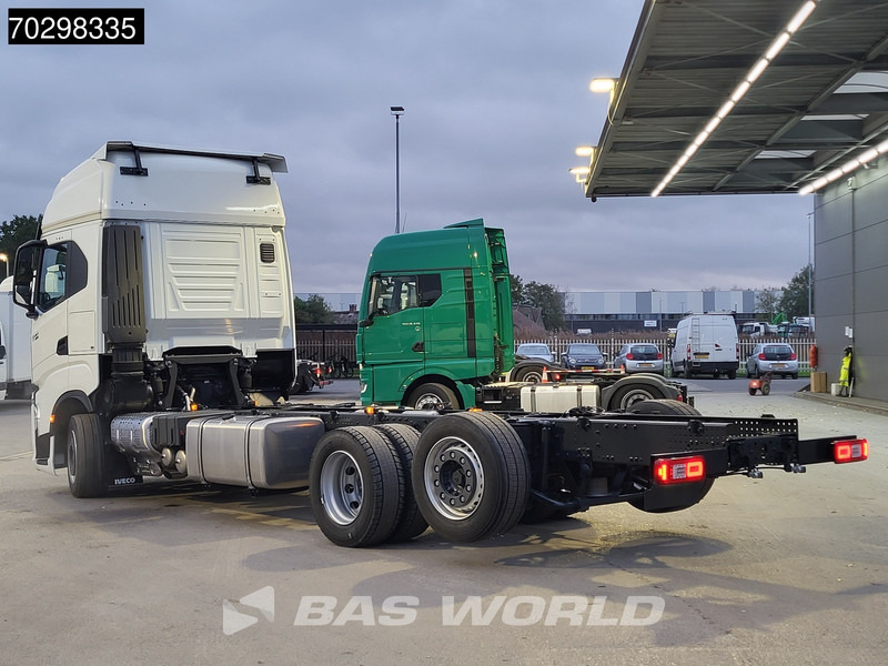 Iveco S-Way 530 6X2 NEW chassis! Retarder Standairco Lift+Steering-Axle Automatic LED ACC Euro 6 - Châssis cabine: photos 2 Iveco S-Way 530 6X2 NEW chassis! Retarder Standairco Lift+Steering-Axle Automatic LED ACC Euro 6 - Châssis cabine: photos 2